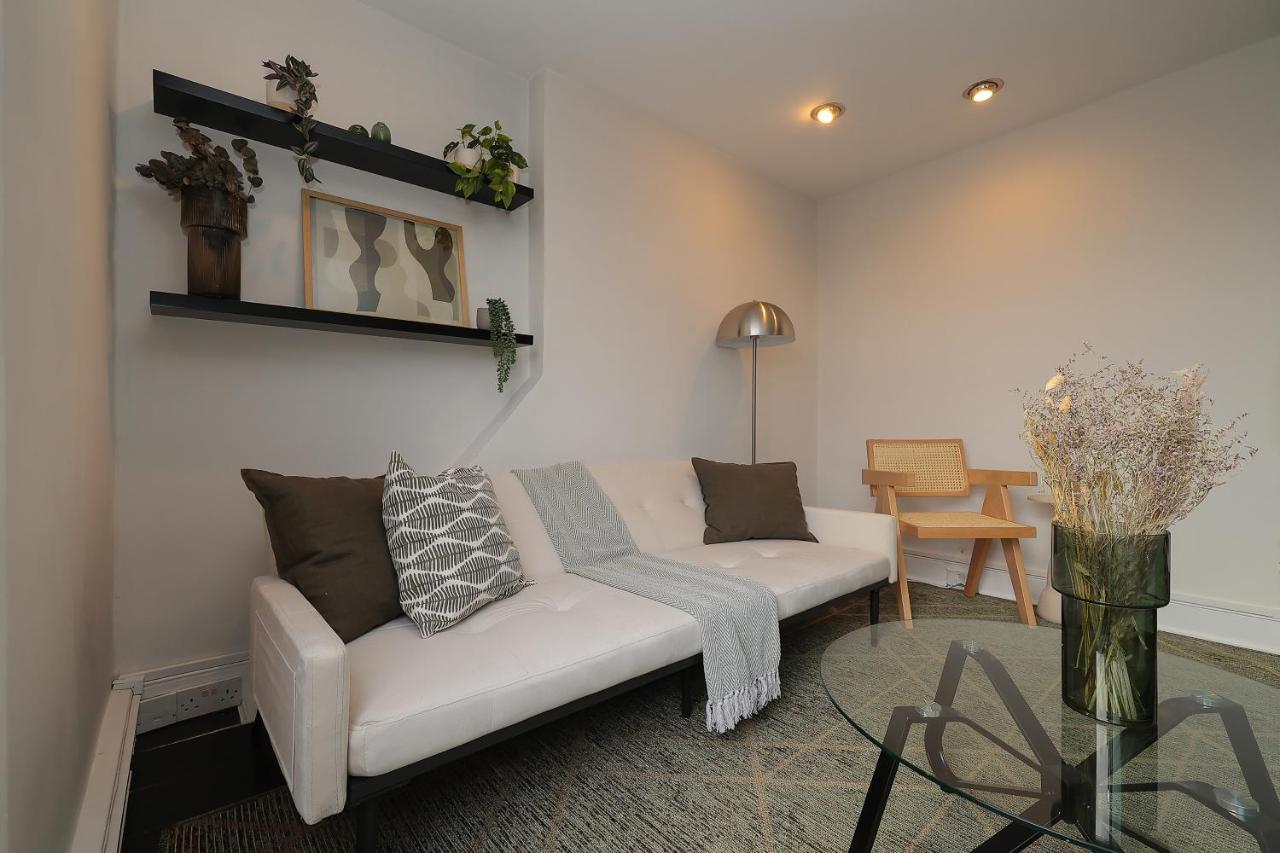2 Bedroom Chic Apartment With Private Balcony In Notting Hill London Bagian luar foto