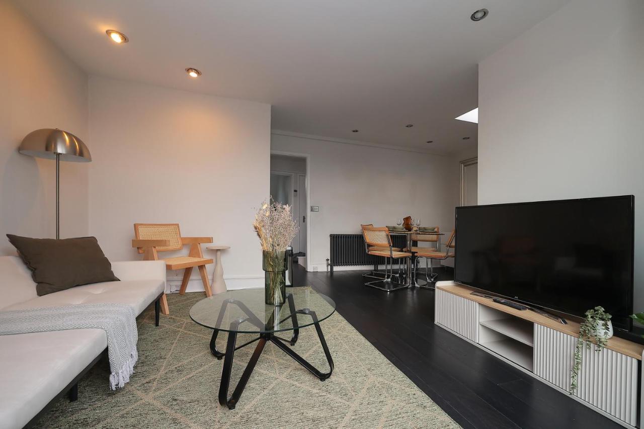 2 Bedroom Chic Apartment With Private Balcony In Notting Hill London Bagian luar foto